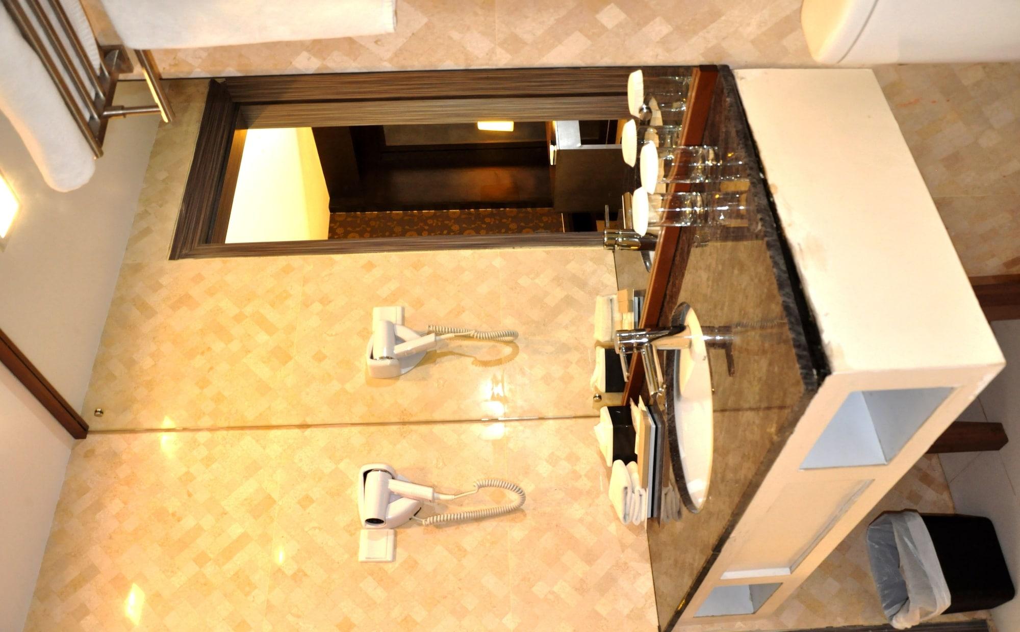 Zia Boutique Hotel Batam Экстерьер фото