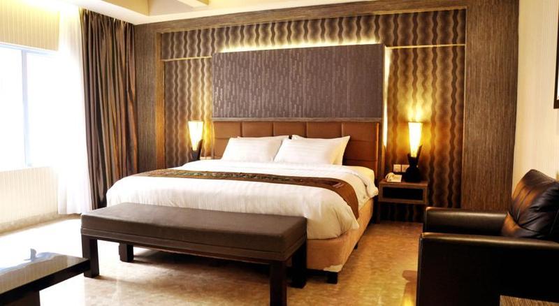 Zia Boutique Hotel Batam Экстерьер фото