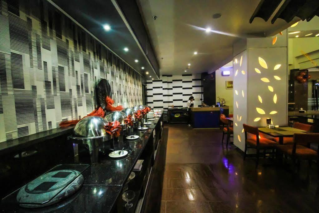 Zia Boutique Hotel Batam Экстерьер фото