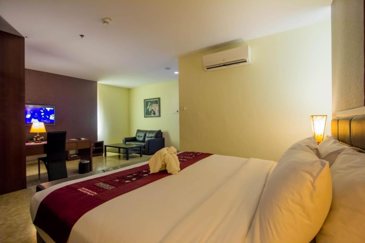 Zia Boutique Hotel Batam Экстерьер фото