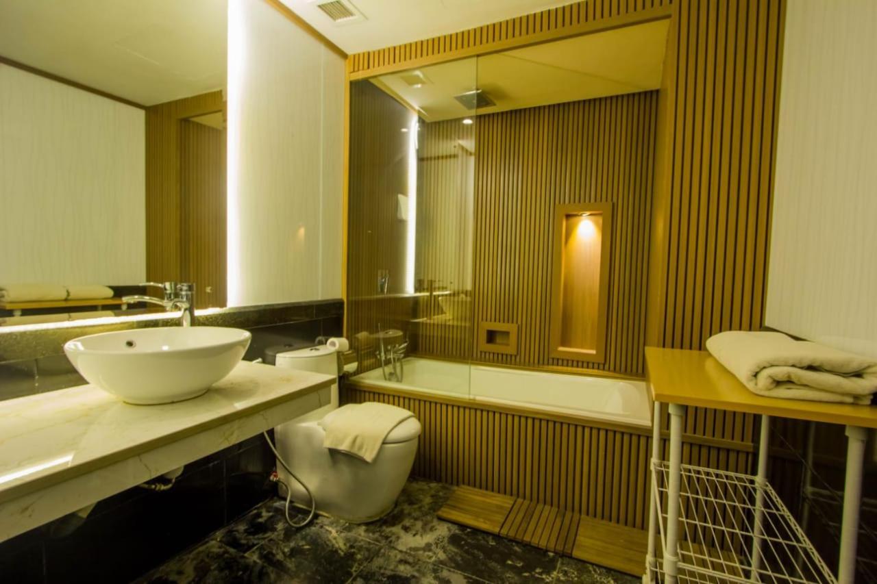 Zia Boutique Hotel Batam Экстерьер фото